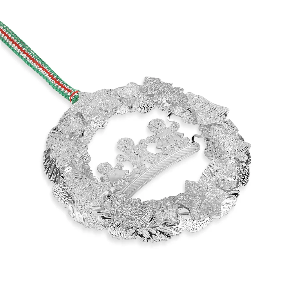 Gingerbread Family Christmas Tree Decoration - Image 4