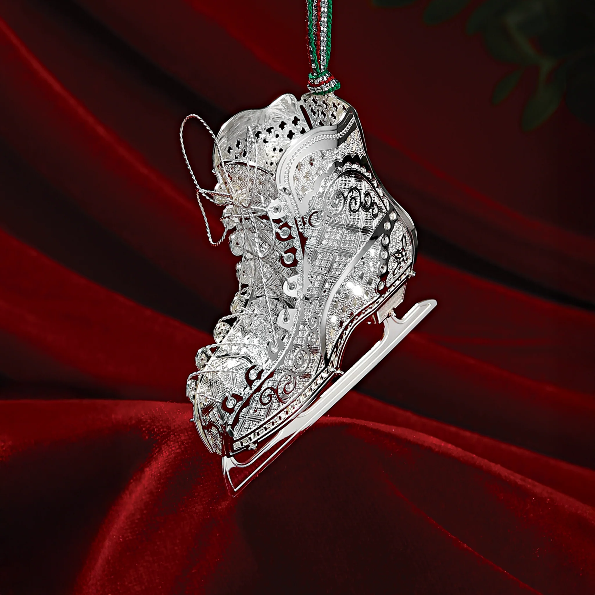 Ice Skate Christmas Tree Decoration - Image 2