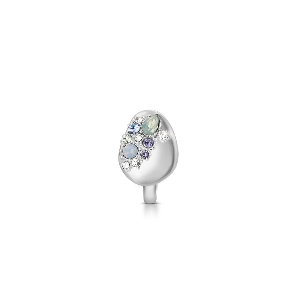 Ring with Blue and Clear Stones - Image 3